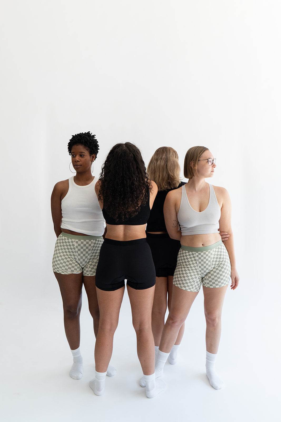 monthly-period-underwear-lifestyle-42_f2abe8e0-a88f-43b2-b15b-259f4b73395b - Apparel's Nest 