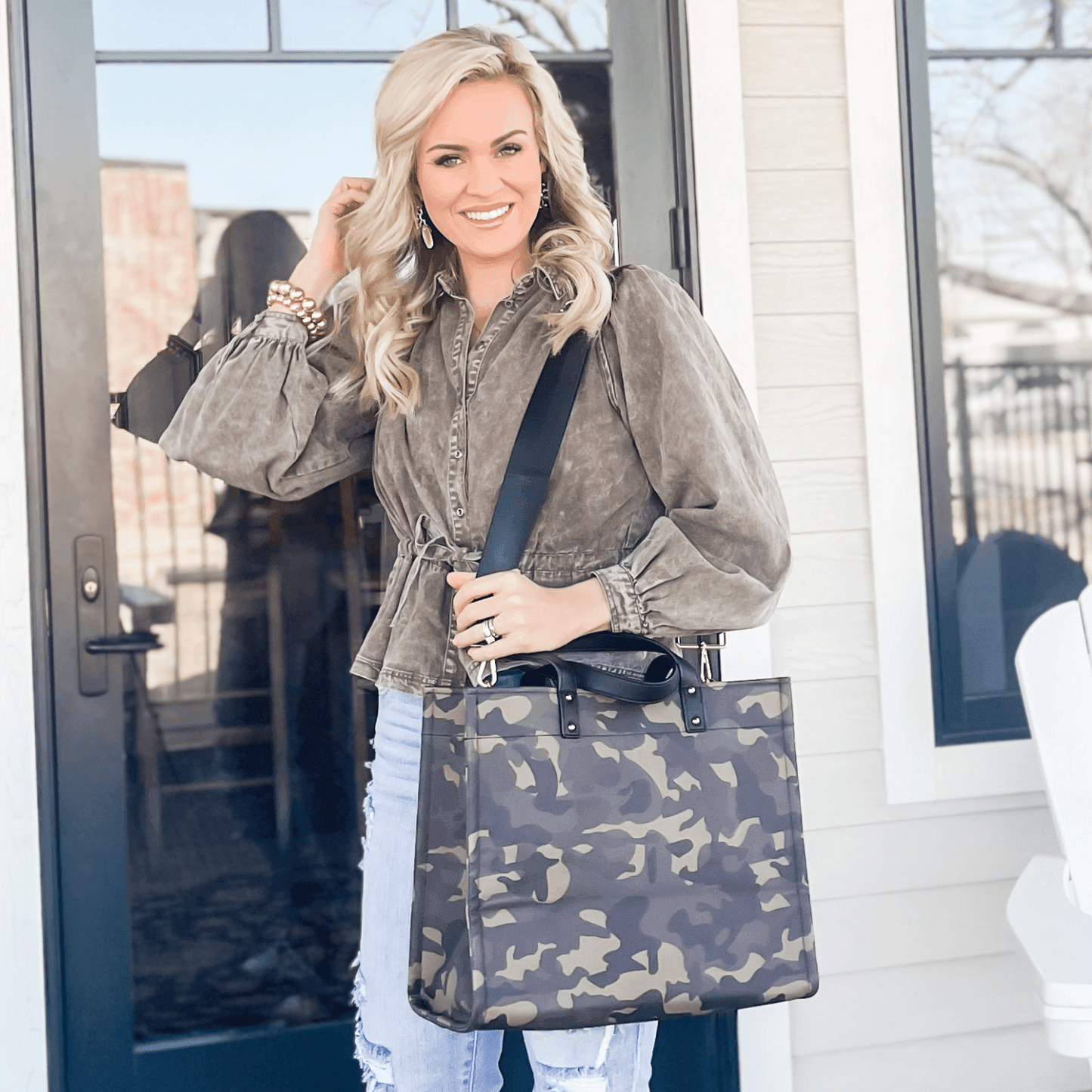 photoi4_0c045c4f-2f9c-415e-ae4a-683928cc48b1 - Apparel's Nest 